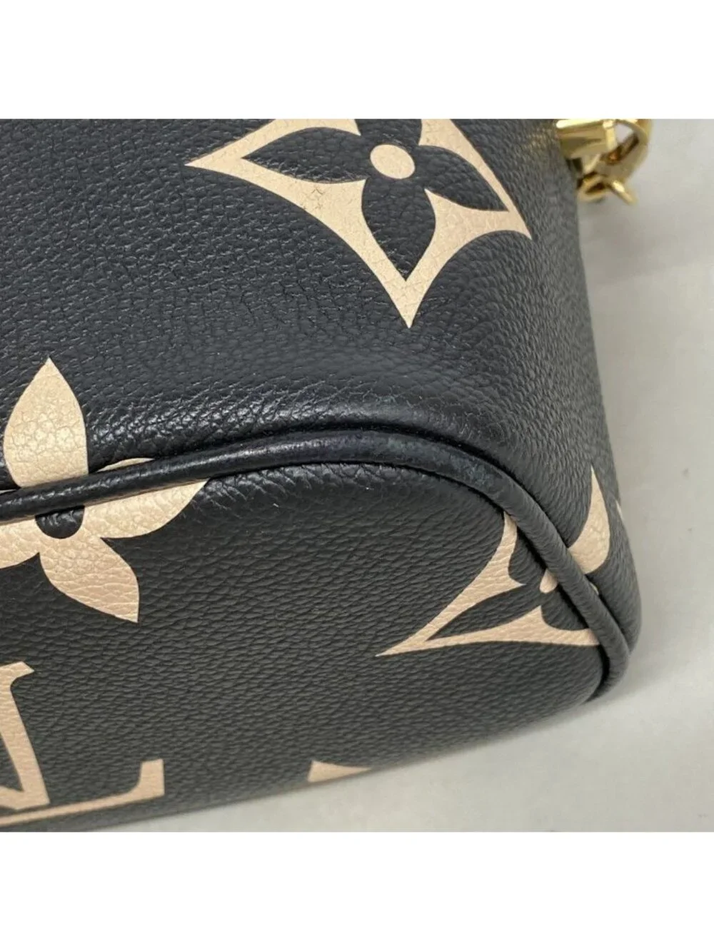 Louis Vuitton Vanity Bag Monogram Empreinte Bicolor PM Black Beige 2-Way